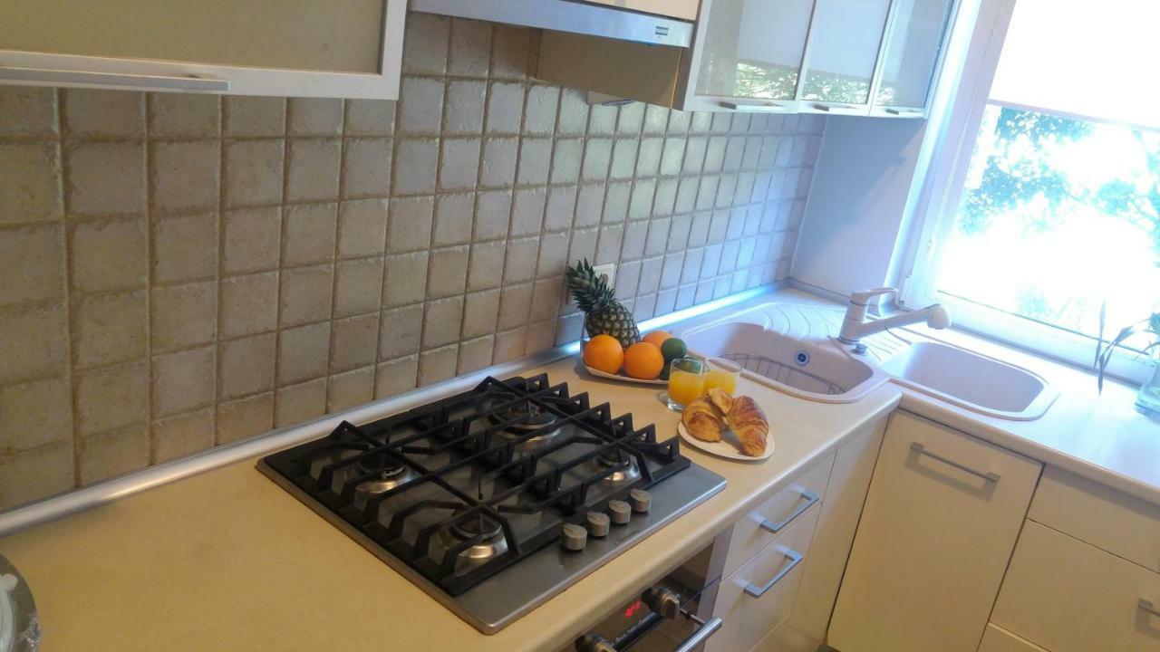 Rent0nline Hoza Center Metro Leilighet Warszawa
