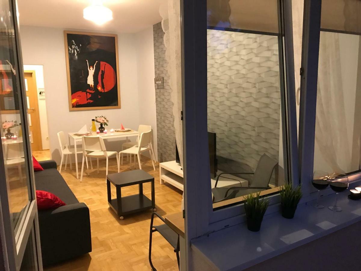 Rent0nline Hoza Center Metro Leilighet Warszawa