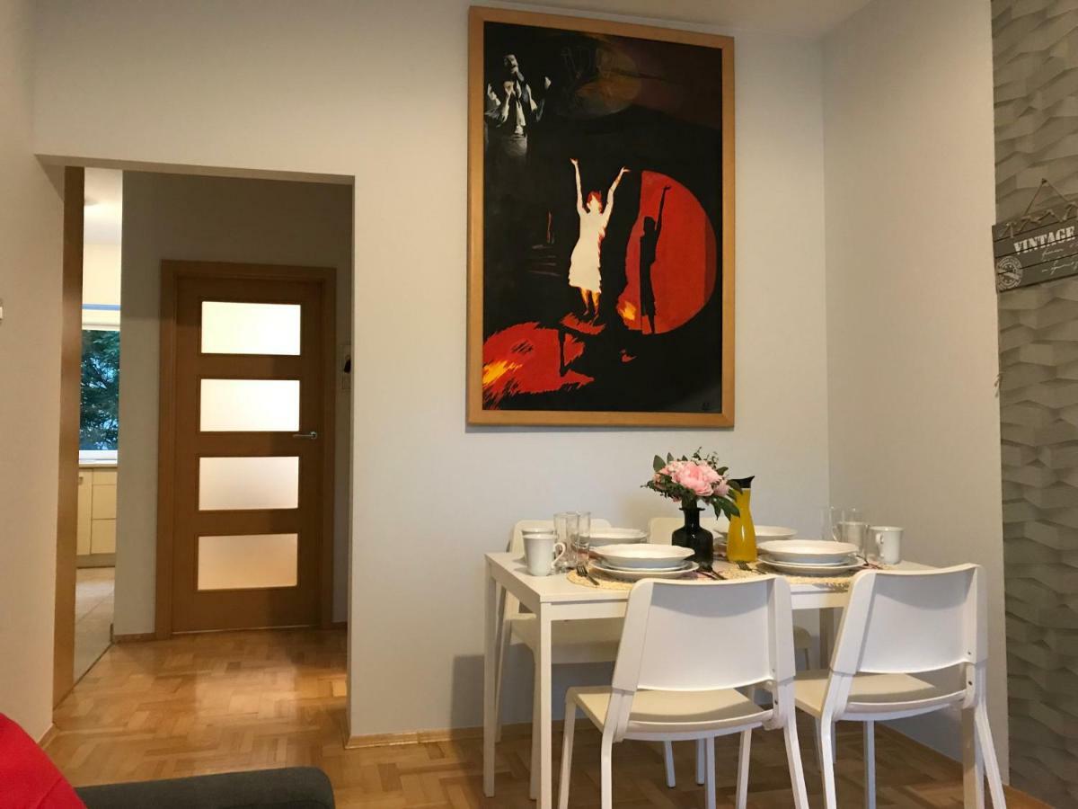 Leilighet Rent0nline Hoza Center Metro Warszawa