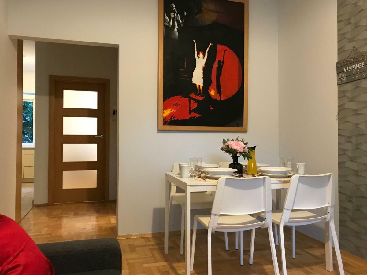 Rent0nline Hoza Center Metro Варшава